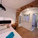Gatu Premium La Pepa Apartment *