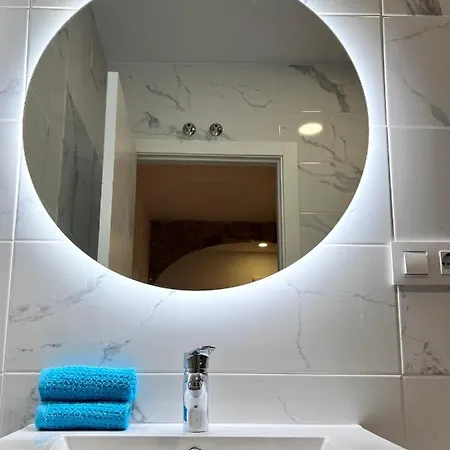 Gatu Premium La Pepa, Preferente Mayores De 25 Anos Y Familias Apartment Cadiz