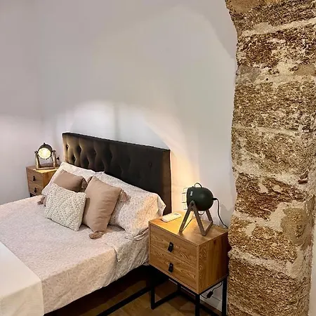 Apartment Gatu Premium La Pepa, Preferente Mayores De 25 Anos Y Familias