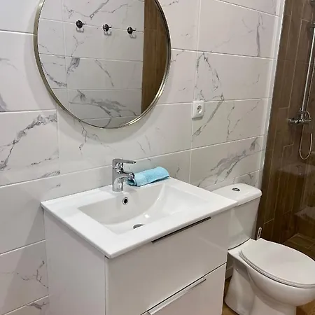 Apartamento Gatu Premium La Pepa, Preferente Mayores De 25 Anos Y Familias *