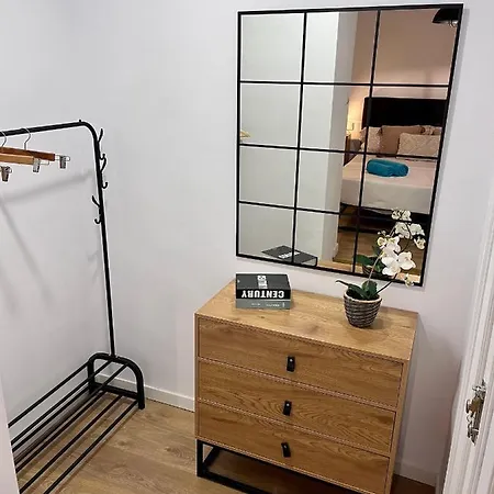 Apartment Gatu Premium La Pepa, Preferente Mayores De 25 Anos Y Familias *