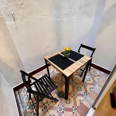 Gatu Premium La Pepa, Preferente Mayores De 25 Anos Y Familias Apartment *