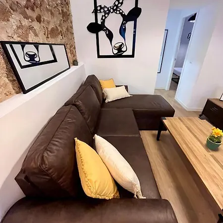 Gatu Premium La Pepa, Preferente Mayores De 25 Anos Y Familias Apartment *