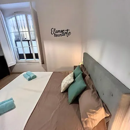 Gatu Premium La Pepa Appartement *